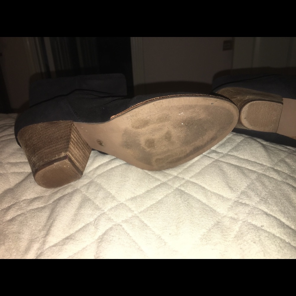 Booties - Picture 4 of 4